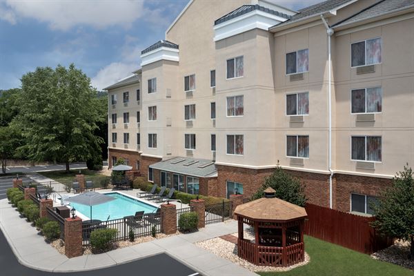 Fairfield Inn & Suites Roanoke Hollins/I-81