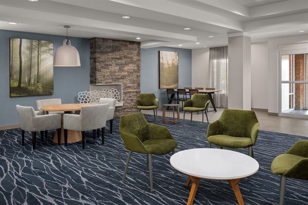 Fairfield Inn & Suites Roanoke Hollins/I-81