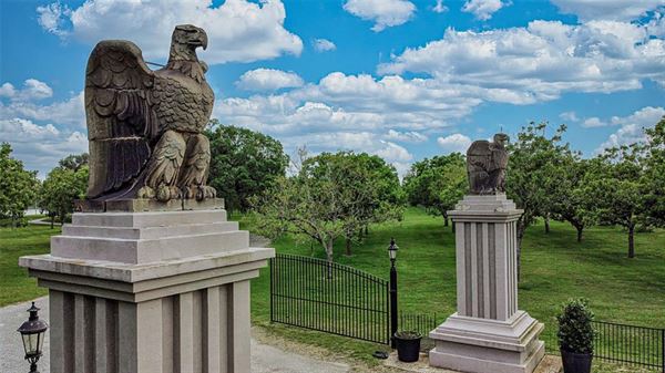 Fantastic Resort & Venue