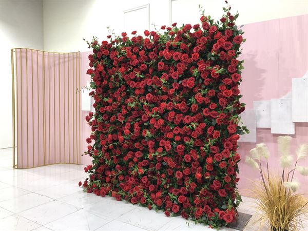 The Luxe Zone Flower Wall Rental