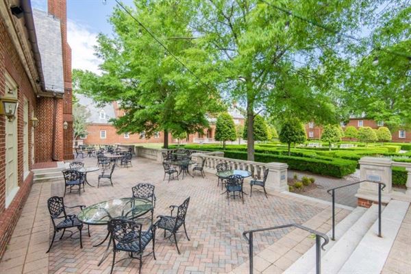 The Founders Inn And Spa