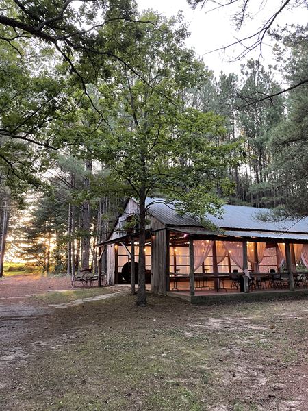 Dovetail Forest Retreat