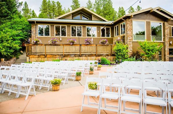 The Gardens at Violas