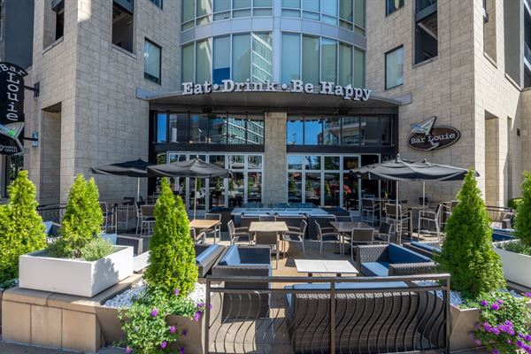 Bar Louie - The Gulch