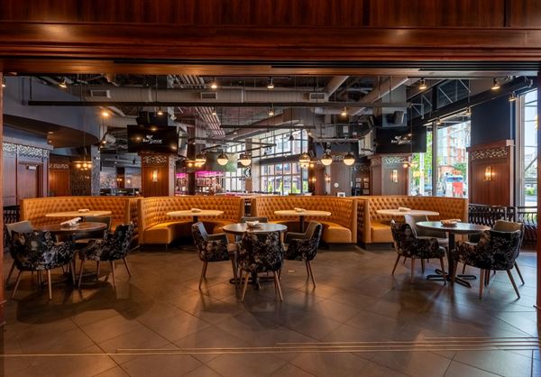 Bar Louie - The Gulch