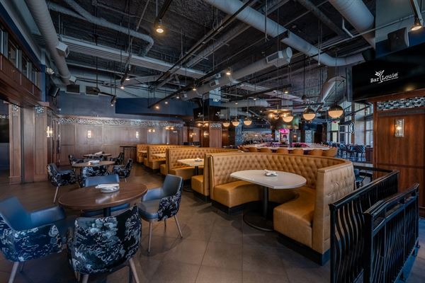 Bar Louie - The Gulch