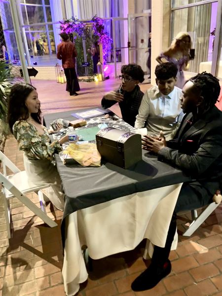 Linh Vu - Fortune Teller