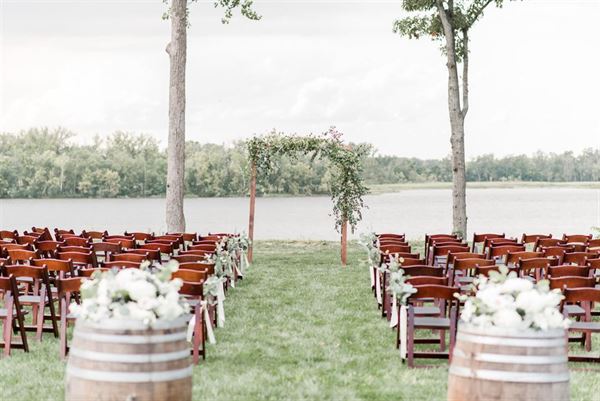 Upper Shirley Vineyards