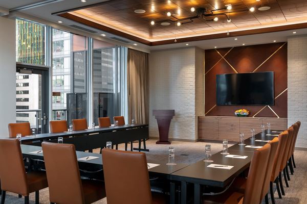 The Sound Hotel Seattle