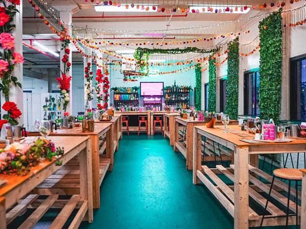 Natural Annie Essentials Candle Bar & Studio