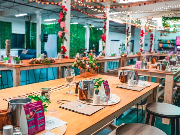 Natural Annie Essentials Candle Bar & Studio