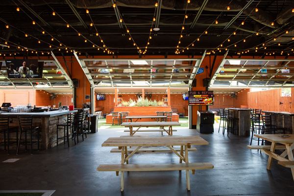 Sonny's Patio Pub and Refuge