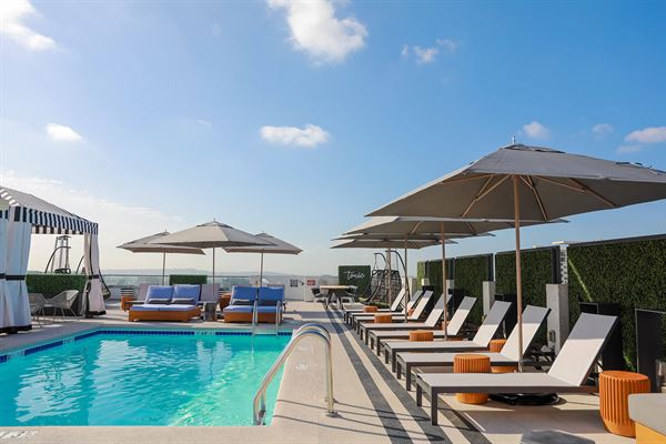 Le Montrose at West Hollywood