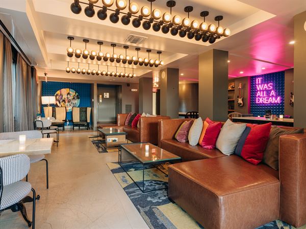 Le Montrose at West Hollywood