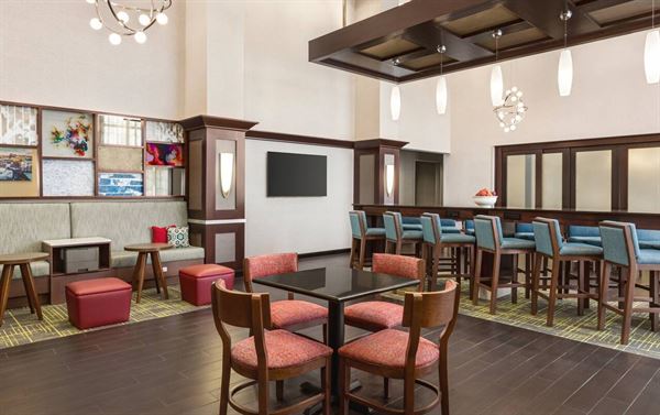Hampton Inn & Suites York South