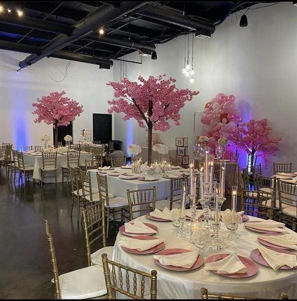 The Houston Room- Premier Event Venue