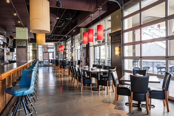 Bar Louie - Westgate/Glendale