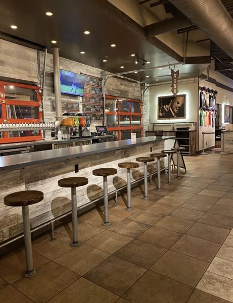 Luchador Brewing Company