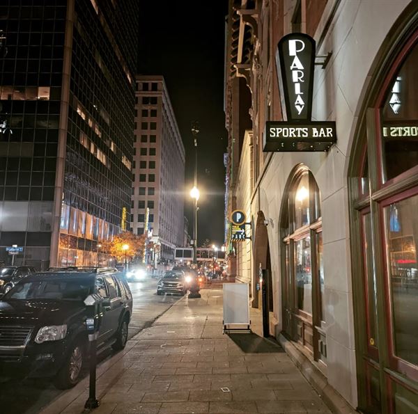 Parlay Sports Bar