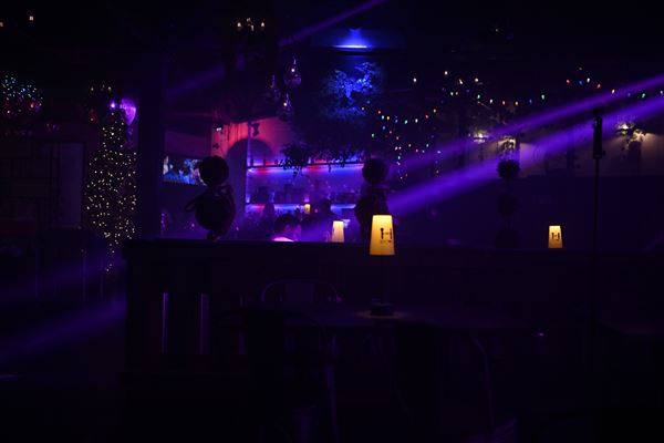 Theme House Restaurant Bar & Karaoke