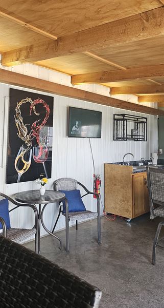 Twisted and Tangled Winery