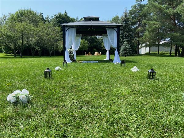 Backyard Wedding Events