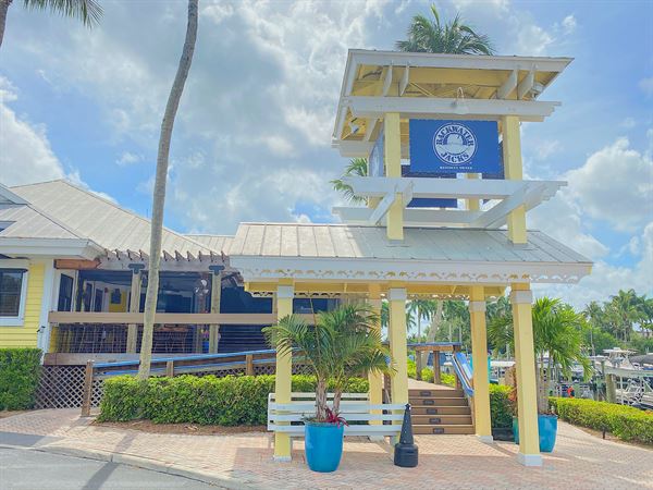 Backwater Jacks Bar and Restaurant