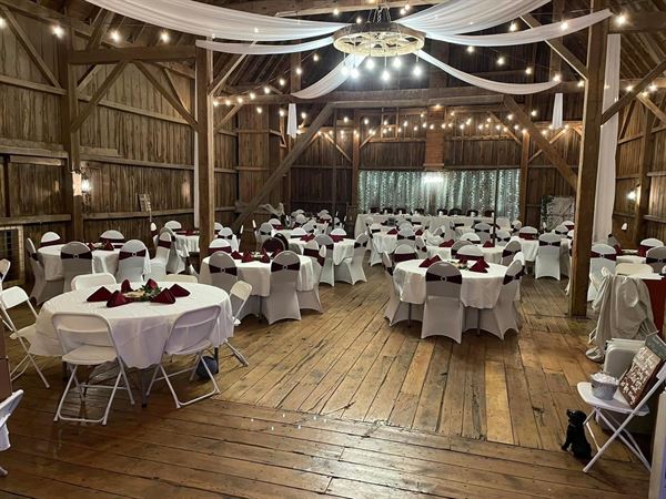 Firefly Moments Barn & Venue