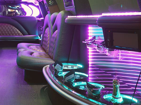 San Francisco Limousine Bus