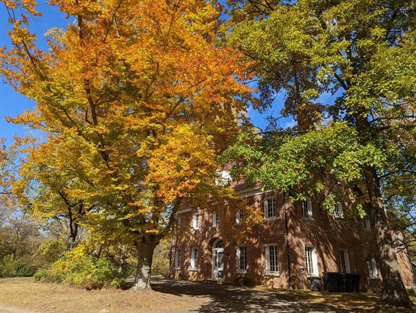Birch Manor at Glen Helen