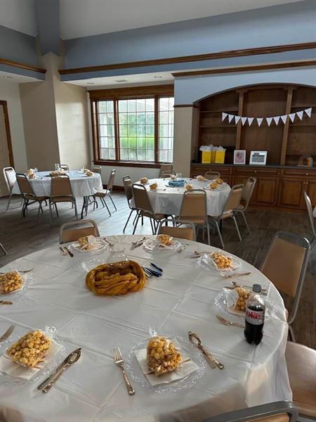 Lakeview Pool and Tennis Club