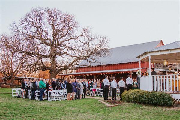 Cross Timbers Winery