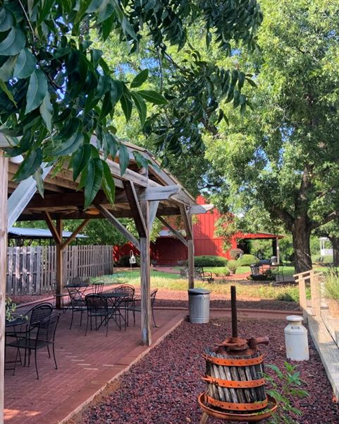 Cross Timbers Winery