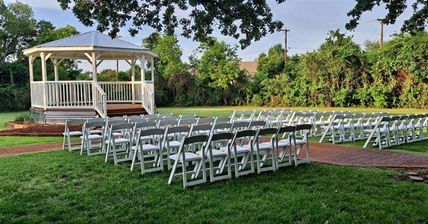 Cross Timbers Winery