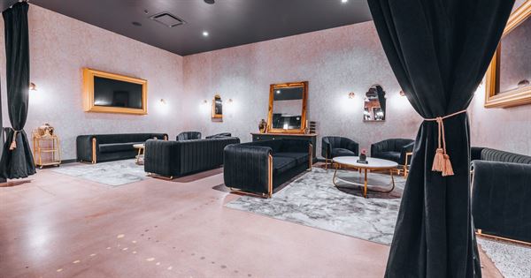 Glamour Event Center