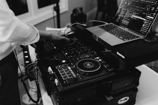 Music Machine DJ Service