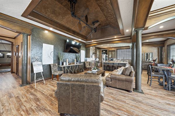 Vacay Time Lodge at Tiki Island