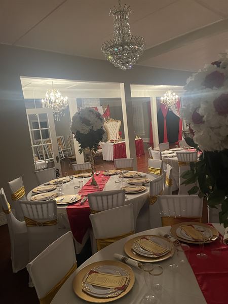 Cattleya’s Corner: A Southern Galleria