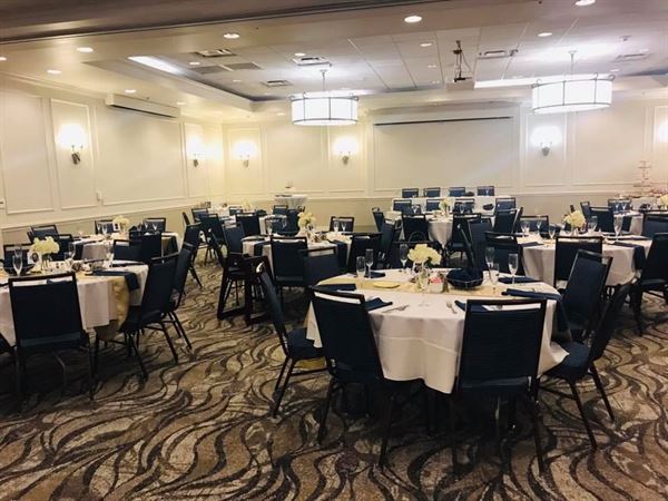 Courtyard Canton by Marriott