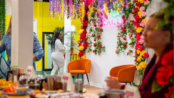 Natural Annie Essentials Candle Bar & Studio