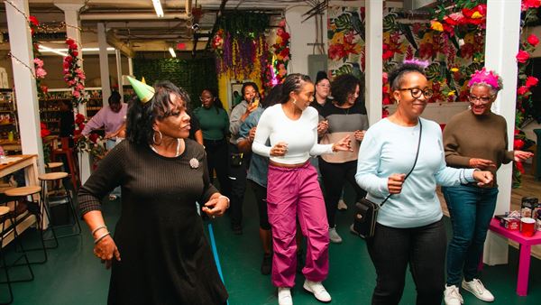 Natural Annie Essentials Candle Bar & Studio