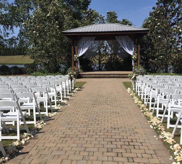Oakhurst Farm Weddings