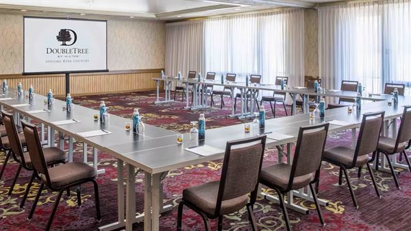 DoubleTree by Hilton Hotel Sonoma Wine Country