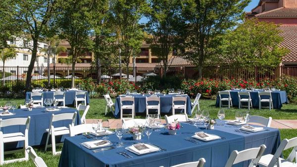 DoubleTree by Hilton Hotel Sonoma Wine Country