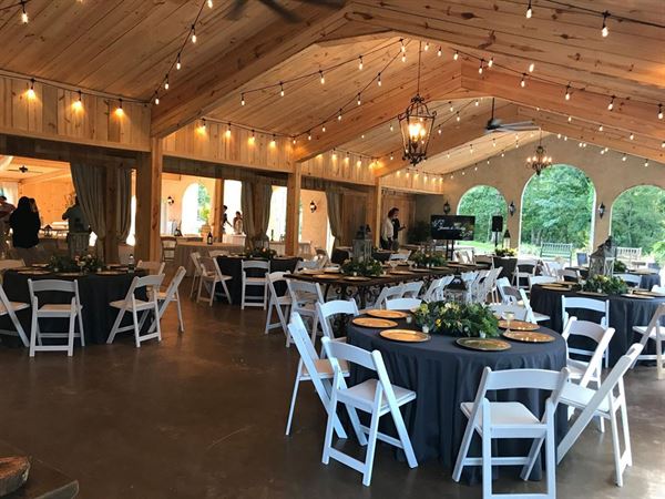Creekside Meadows Wedding Venue