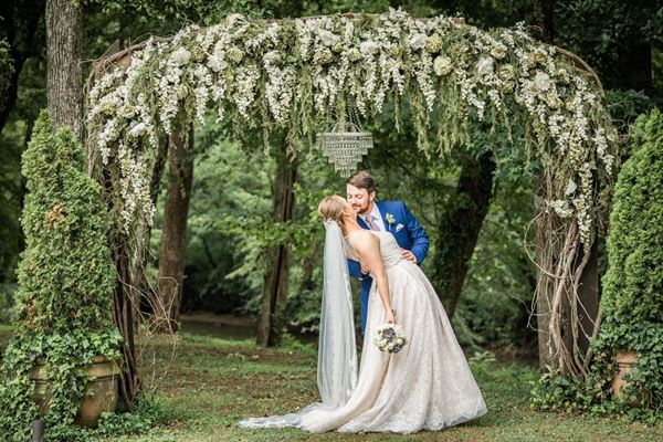 Creekside Meadows Wedding Venue