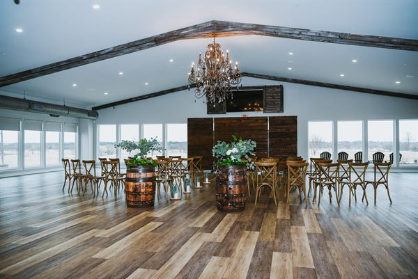 Rusted Rail Golf Club and Wedding Venue