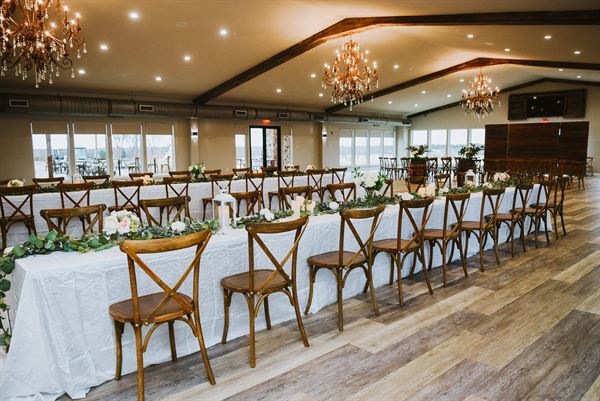 Rusted Rail Golf Club and Wedding Venue