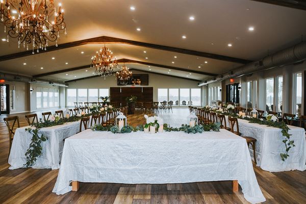 Rusted Rail Golf Club and Wedding Venue