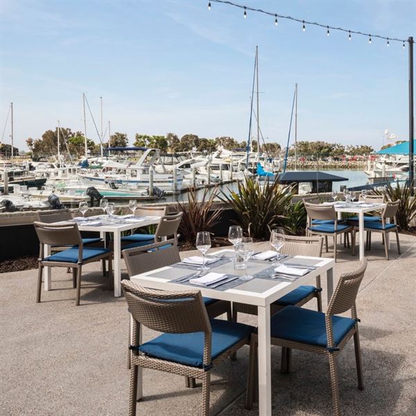 Sally's Seafood On The Water